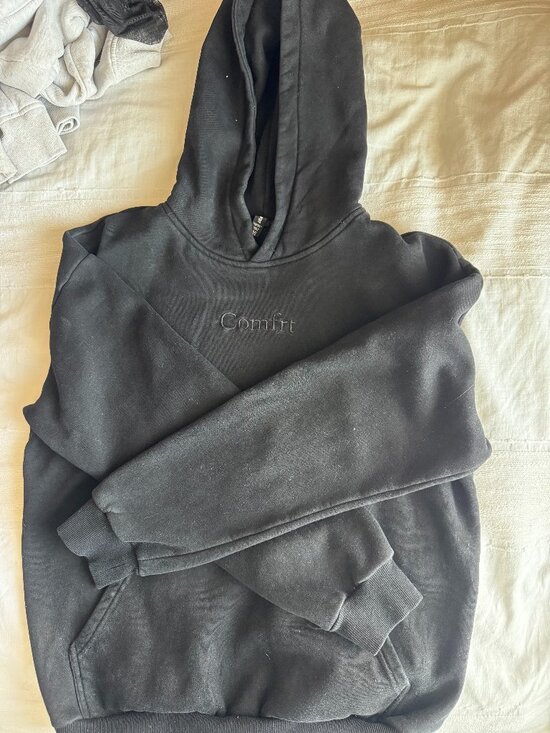 Black Comfrt Hoodie, Size Medium - Picture 1 of 2